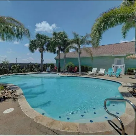 Barefoot Bungalow - Pet Friendly- 2 Bdrm Townhome Corpus Christi Exterior photo